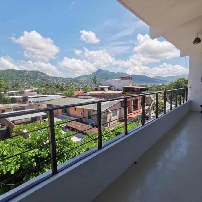 Large And Comfy Apartment, Near Dt And Principal Beach! Zihuatanejo Exterior photo