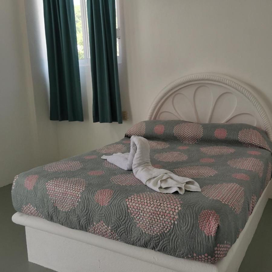 Large And Comfy Apartment, Near Dt And Principal Beach! Zihuatanejo Exterior photo