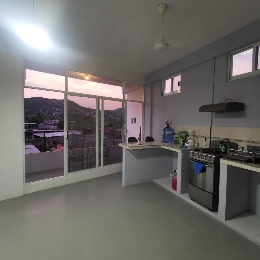 Large And Comfy Apartment, Near Dt And Principal Beach! Zihuatanejo Exterior photo